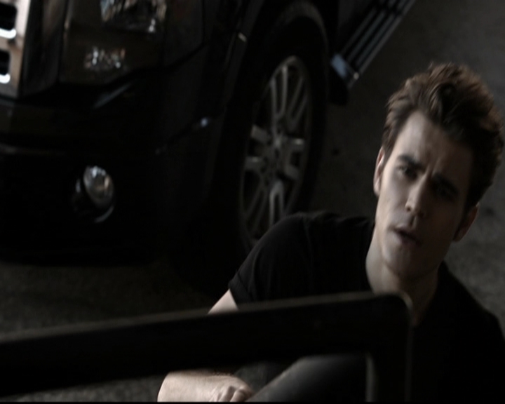 VampireDiariesWorld-dot-org_5x06HandleWithCare0851.jpg