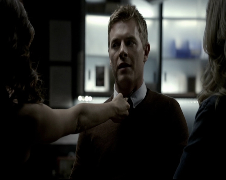 VampireDiariesWorld-dot-org_5x06HandleWithCare1002.jpg
