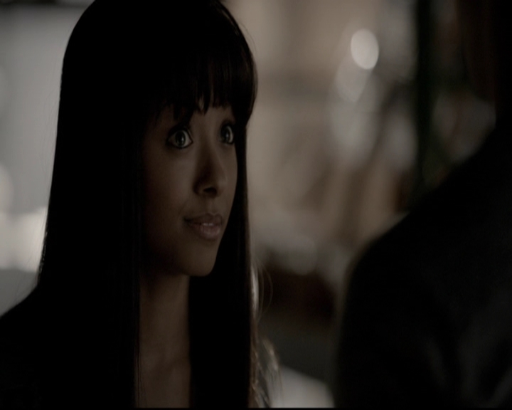 VampireDiariesWorld-dot-org_5x06HandleWithCare1039.jpg