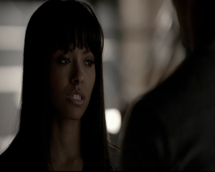 VampireDiariesWorld-dot-org_5x06HandleWithCare1044.jpg