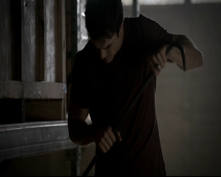 VampireDiariesWorld-dot-org_5x06HandleWithCare1113.jpg