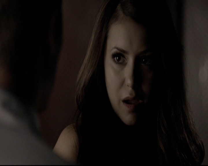 VampireDiariesWorld-dot-org_5x06HandleWithCare1974.jpg