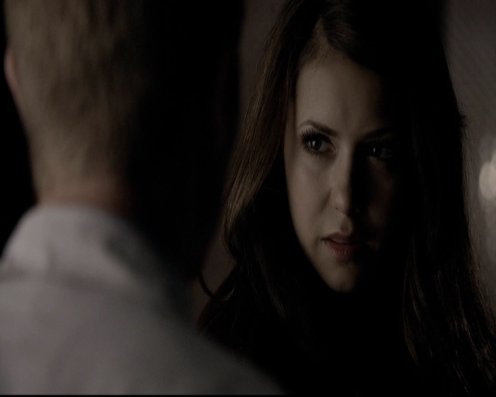 VampireDiariesWorld-dot-org_5x06HandleWithCare1982.jpg