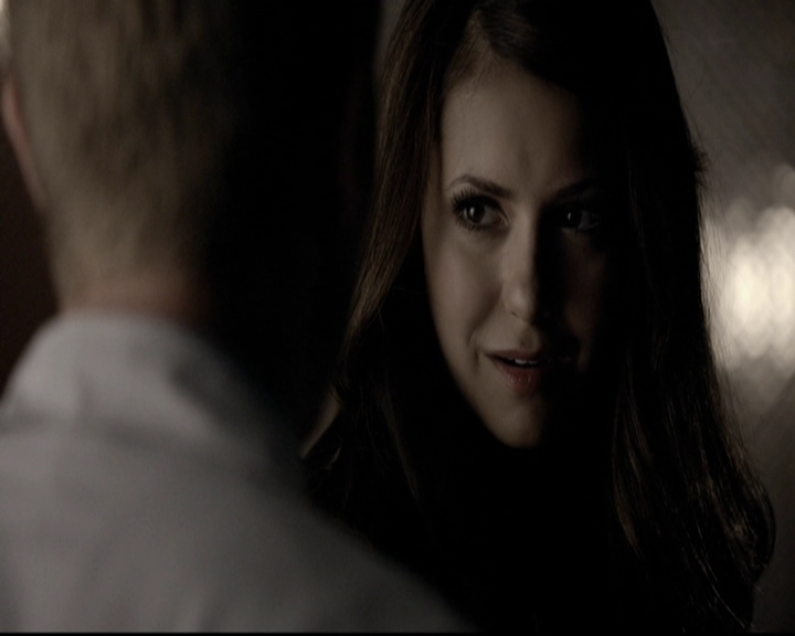 VampireDiariesWorld-dot-org_5x06HandleWithCare1986.jpg