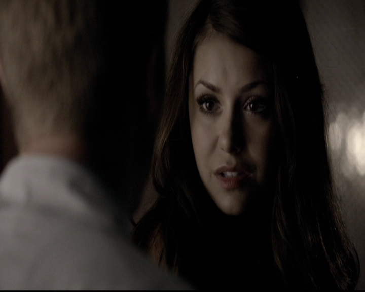 VampireDiariesWorld-dot-org_5x06HandleWithCare1990.jpg