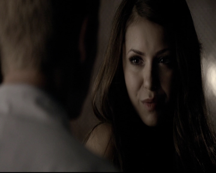 VampireDiariesWorld-dot-org_5x06HandleWithCare1995.jpg