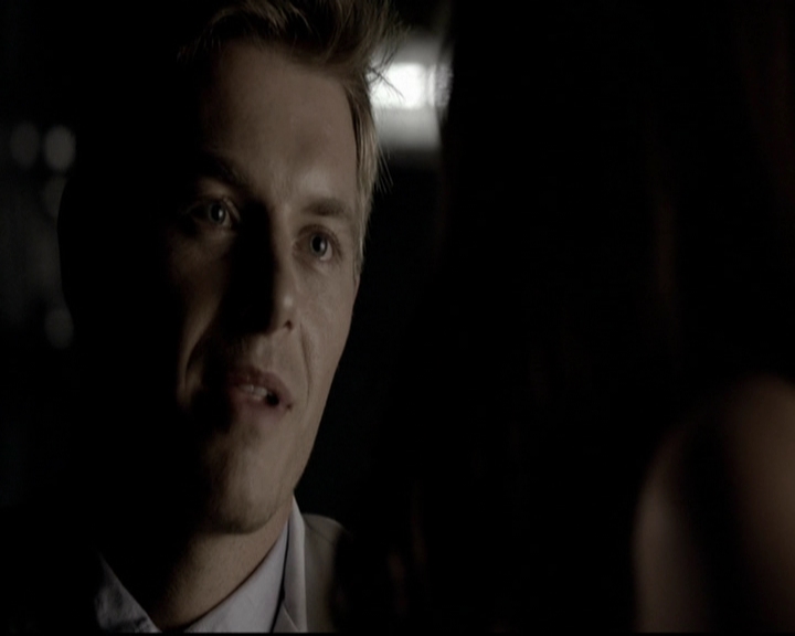 VampireDiariesWorld-dot-org_5x06HandleWithCare2011.jpg