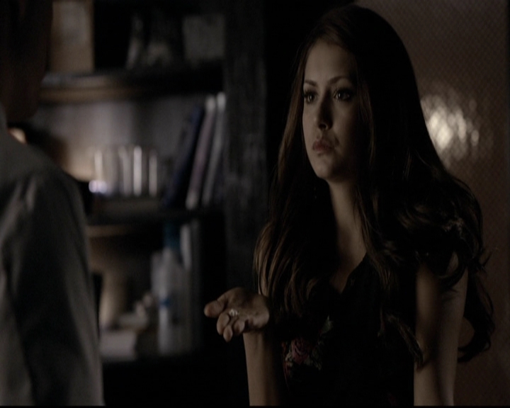 VampireDiariesWorld-dot-org_5x06HandleWithCare2025.jpg