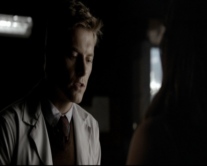 VampireDiariesWorld-dot-org_5x06HandleWithCare2026.jpg