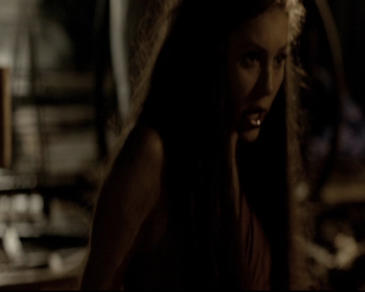 VampireDiariesWorld-dot-org_5x06HandleWithCare2041.jpg