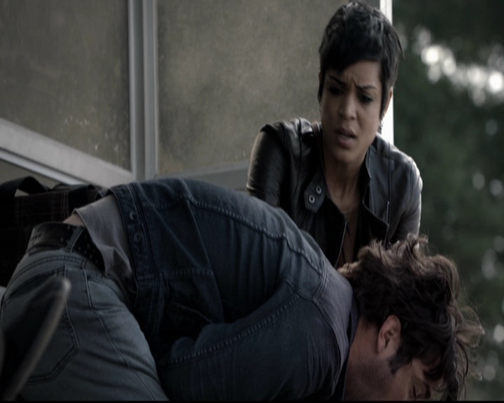 VampireDiariesWorld-dot-org_5x07DeathAndTheMaiden0149.jpg