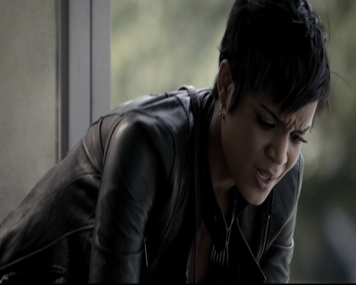 VampireDiariesWorld-dot-org_5x07DeathAndTheMaiden0162.jpg