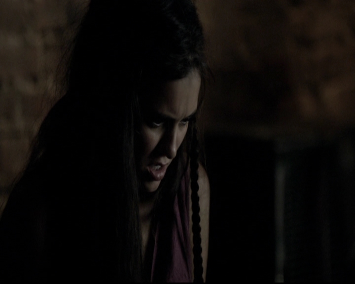 VampireDiariesWorld-dot-org_5x07DeathAndTheMaiden0792.jpg