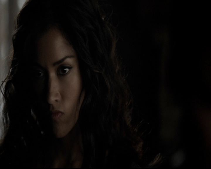 VampireDiariesWorld-dot-org_5x07DeathAndTheMaiden1094.jpg