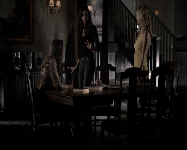 VampireDiariesWorld-dot-org_5x07DeathAndTheMaiden1164.jpg