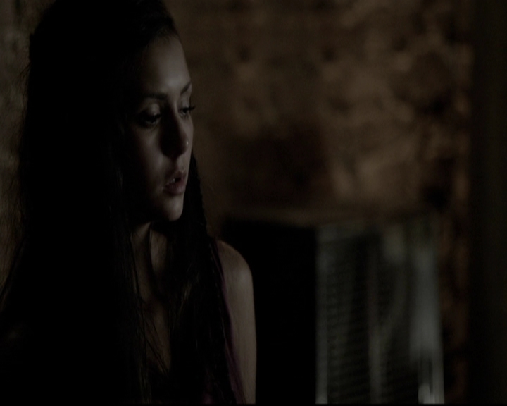 VampireDiariesWorld-dot-org_5x07DeathAndTheMaiden1202.jpg