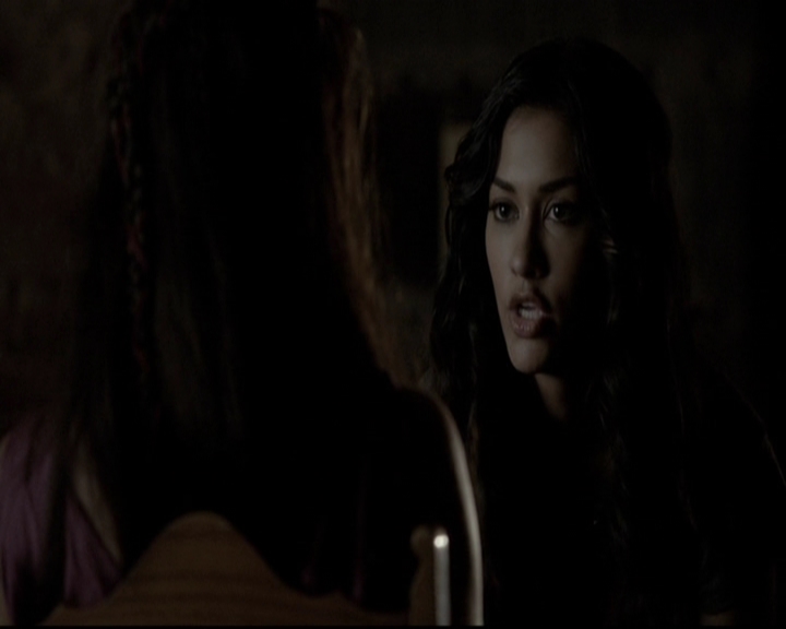 VampireDiariesWorld-dot-org_5x07DeathAndTheMaiden1212.jpg