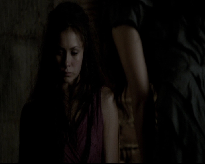 VampireDiariesWorld-dot-org_5x07DeathAndTheMaiden1214.jpg