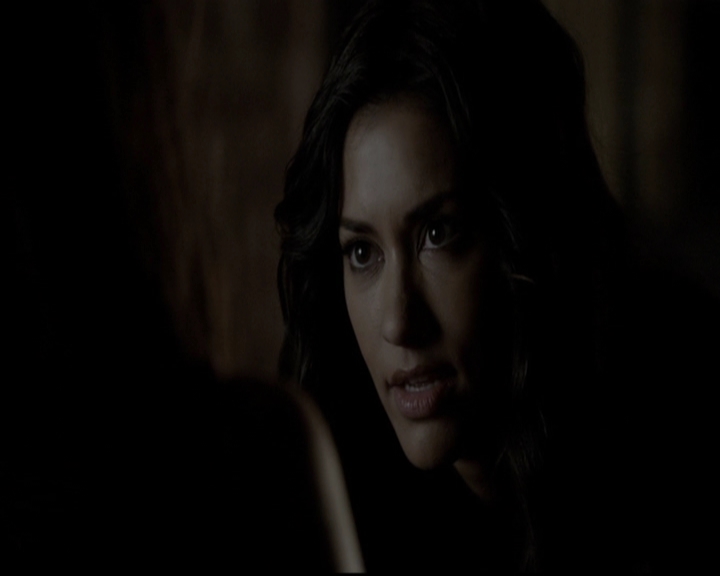 VampireDiariesWorld-dot-org_5x07DeathAndTheMaiden1221.jpg