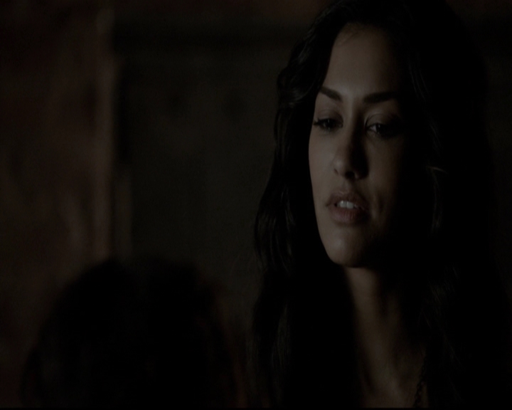 VampireDiariesWorld-dot-org_5x07DeathAndTheMaiden1253.jpg