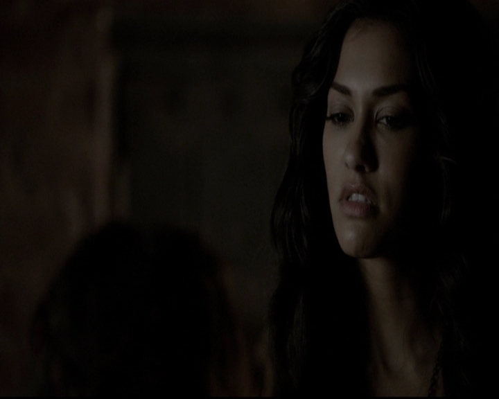 VampireDiariesWorld-dot-org_5x07DeathAndTheMaiden1254.jpg