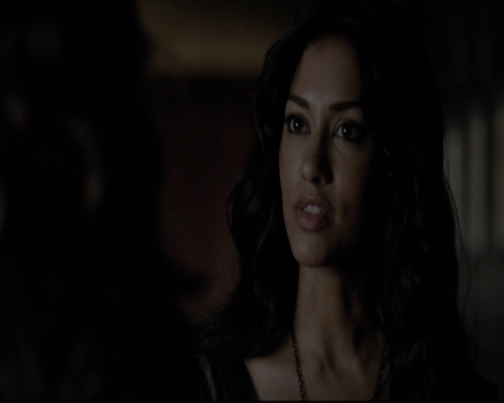 VampireDiariesWorld-dot-org_5x07DeathAndTheMaiden1307.jpg