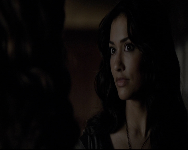 VampireDiariesWorld-dot-org_5x07DeathAndTheMaiden1317.jpg