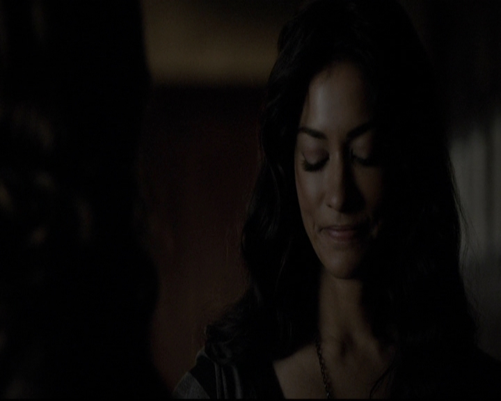 VampireDiariesWorld-dot-org_5x07DeathAndTheMaiden1324.jpg