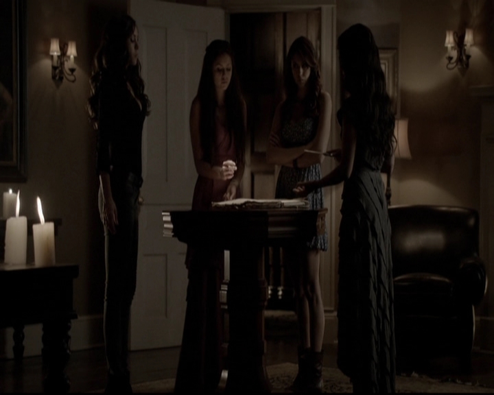 VampireDiariesWorld-dot-org_5x07DeathAndTheMaiden1363.jpg