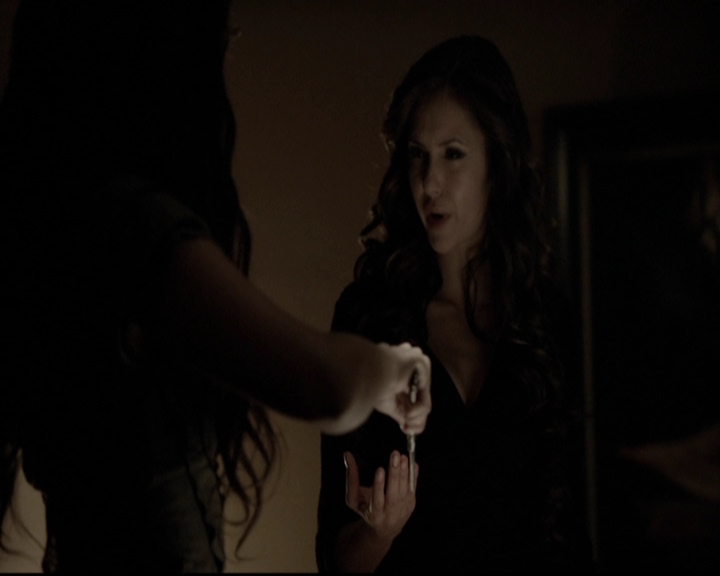 VampireDiariesWorld-dot-org_5x07DeathAndTheMaiden1375.jpg