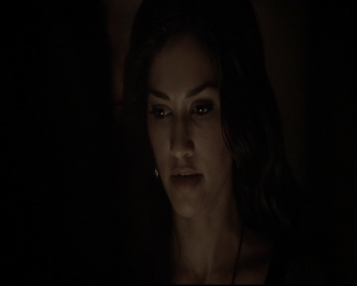 VampireDiariesWorld-dot-org_5x07DeathAndTheMaiden1418.jpg