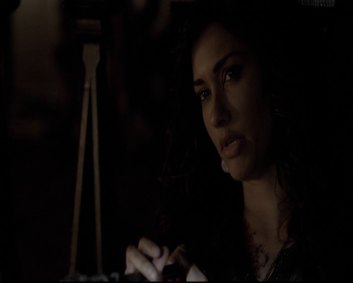 VampireDiariesWorld-dot-org_5x07DeathAndTheMaiden1589.jpg