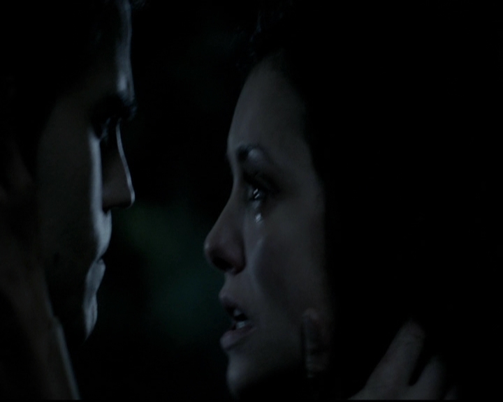 VampireDiariesWorld-dot-org_5x07DeathAndTheMaiden1617.jpg