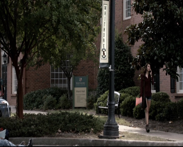 VampireDiariesWorld-dot-org_5x08DeadManOnCampus0376.jpg