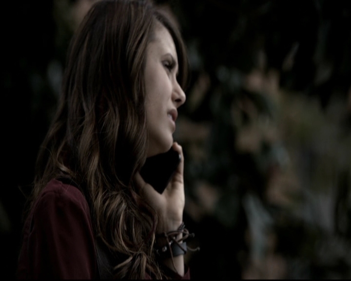 VampireDiariesWorld-dot-org_5x08DeadManOnCampus0391.jpg