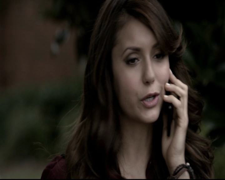 VampireDiariesWorld-dot-org_5x08DeadManOnCampus0394.jpg