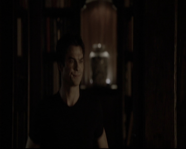 VampireDiariesWorld-dot-org_5x08DeadManOnCampus0407.jpg