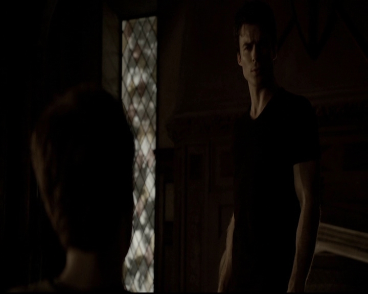 VampireDiariesWorld-dot-org_5x08DeadManOnCampus0427.jpg