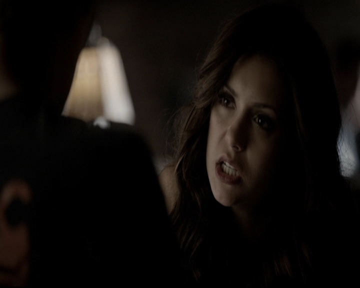 VampireDiariesWorld-dot-org_5x08DeadManOnCampus0530.jpg