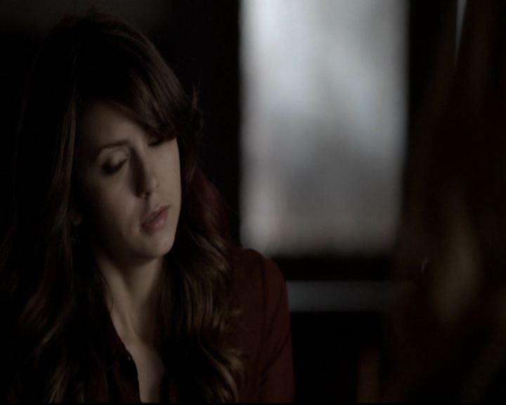 VampireDiariesWorld-dot-org_5x08DeadManOnCampus0557.jpg