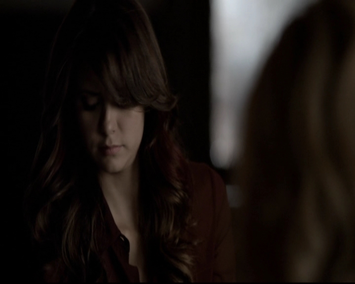 VampireDiariesWorld-dot-org_5x08DeadManOnCampus0558.jpg