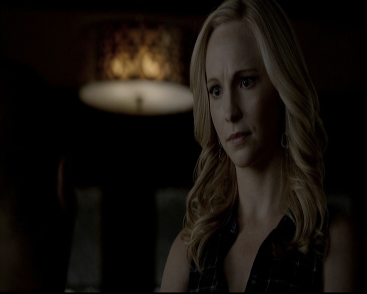 VampireDiariesWorld-dot-org_5x08DeadManOnCampus0637.jpg