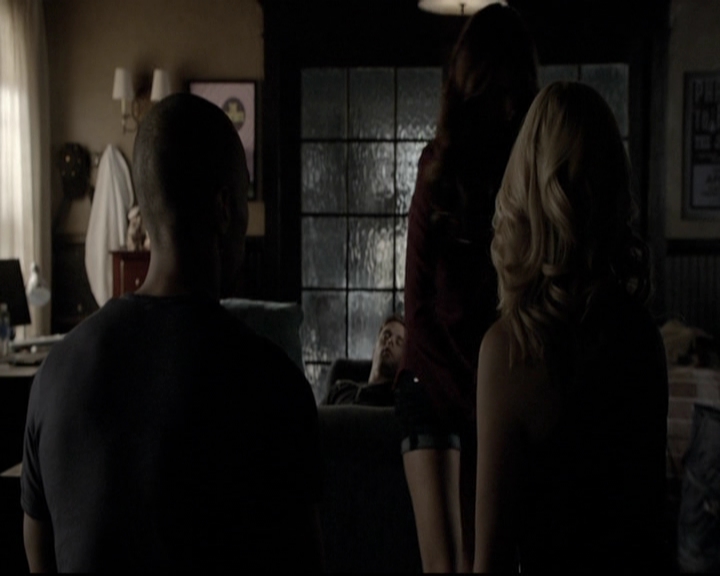 VampireDiariesWorld-dot-org_5x08DeadManOnCampus0659.jpg VampireDiariesWorld-dot-org_5x08DeadManOnCampus0659.jpg
