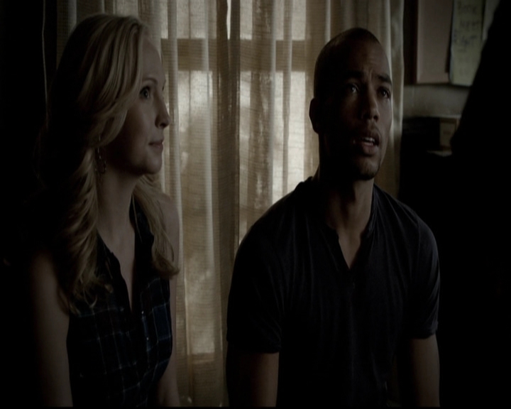 VampireDiariesWorld-dot-org_5x08DeadManOnCampus0670.jpg VampireDiariesWorld-dot-org_5x08DeadManOnCampus0670.jpg