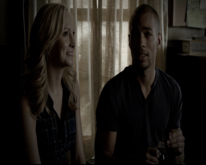 VampireDiariesWorld-dot-org_5x08DeadManOnCampus0674.jpg VampireDiariesWorld-dot-org_5x08DeadManOnCampus0674.jpg