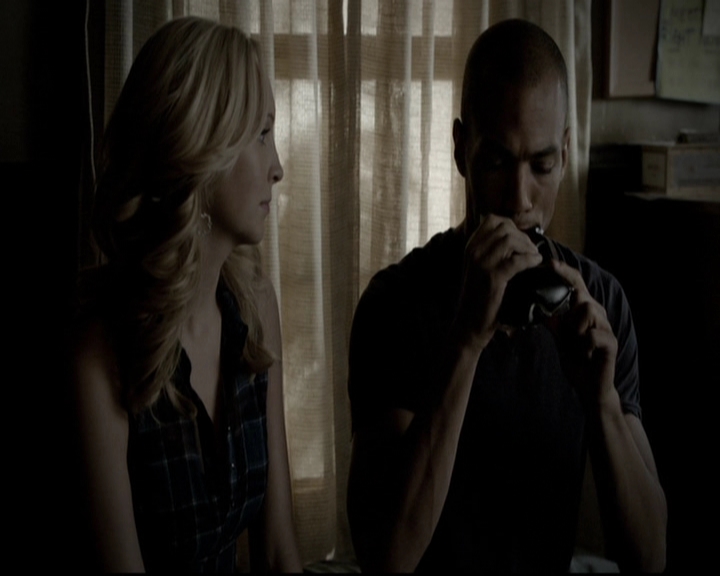 VampireDiariesWorld-dot-org_5x08DeadManOnCampus0678.jpg VampireDiariesWorld-dot-org_5x08DeadManOnCampus0678.jpg