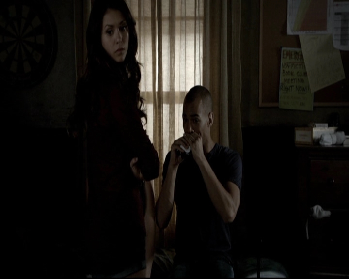 VampireDiariesWorld-dot-org_5x08DeadManOnCampus0680.jpg VampireDiariesWorld-dot-org_5x08DeadManOnCampus0680.jpg