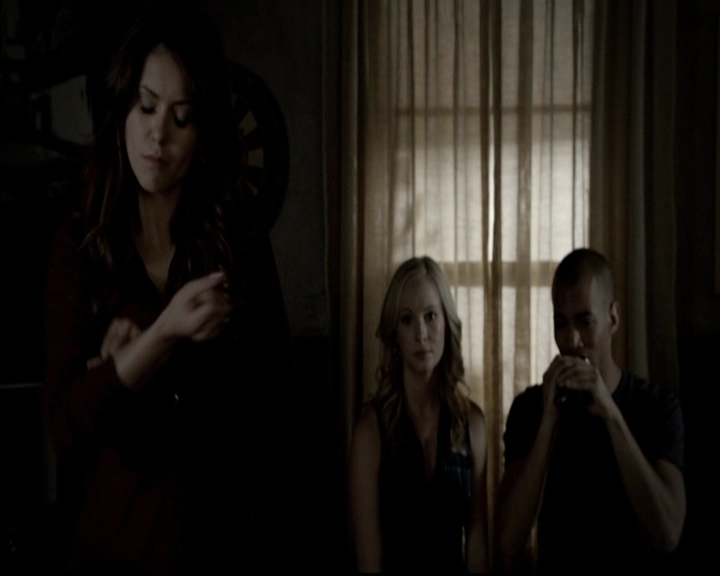 VampireDiariesWorld-dot-org_5x08DeadManOnCampus0686.jpg VampireDiariesWorld-dot-org_5x08DeadManOnCampus0686.jpg