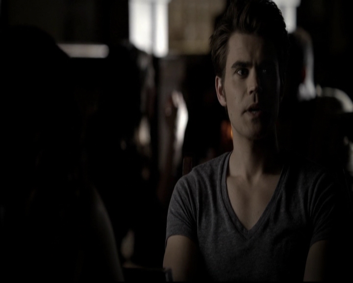 VampireDiariesWorld-dot-org_5x08DeadManOnCampus0803.jpg