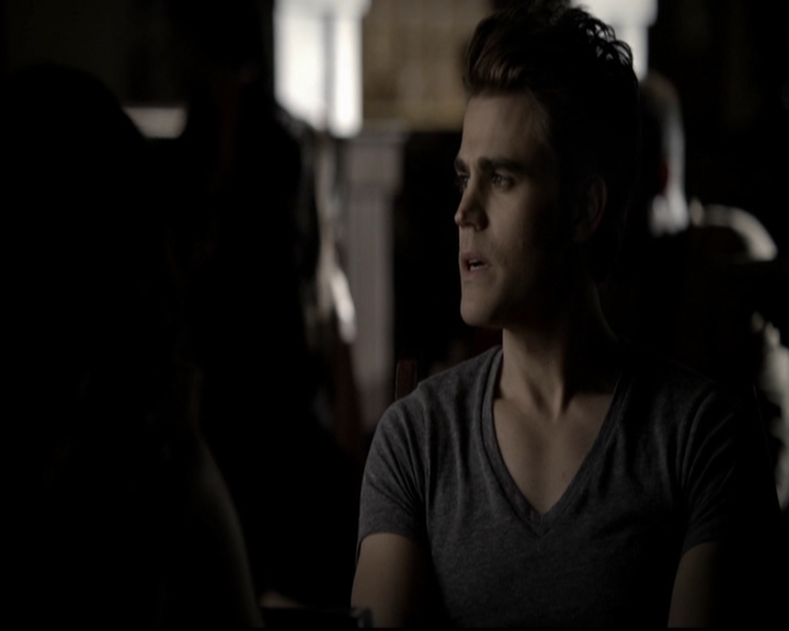 VampireDiariesWorld-dot-org_5x08DeadManOnCampus0806.jpg